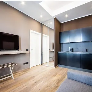 New Amazing Bilo In The Heart Of From Moscova Group , Milano Italia